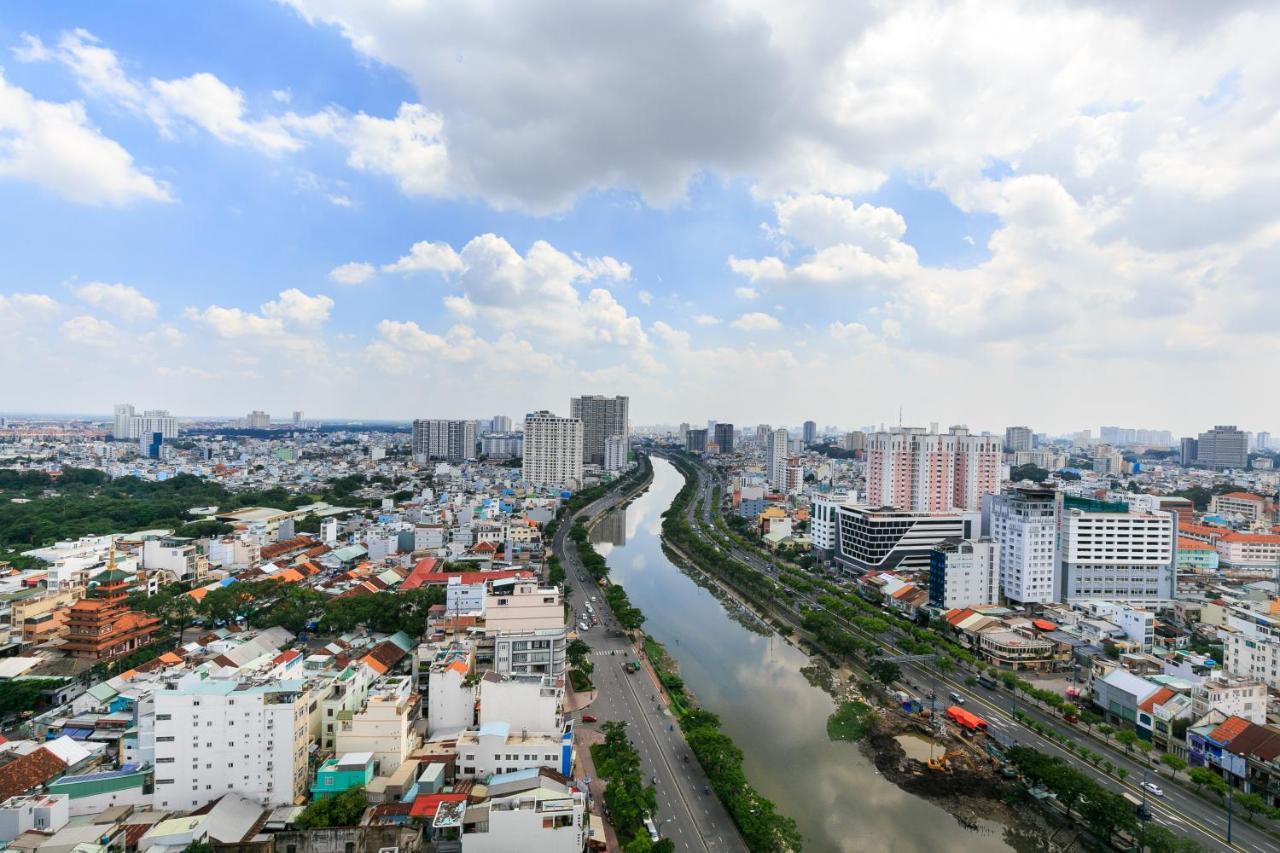 Spacious Saigon - Infinity Pool Signature Ho-Chi-Minh-Stadt Exterior foto